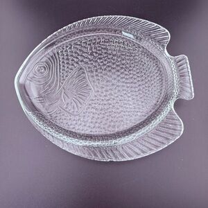 Vintage Clear Pressed Glass Fish-shaped Plates Set of Four MCM